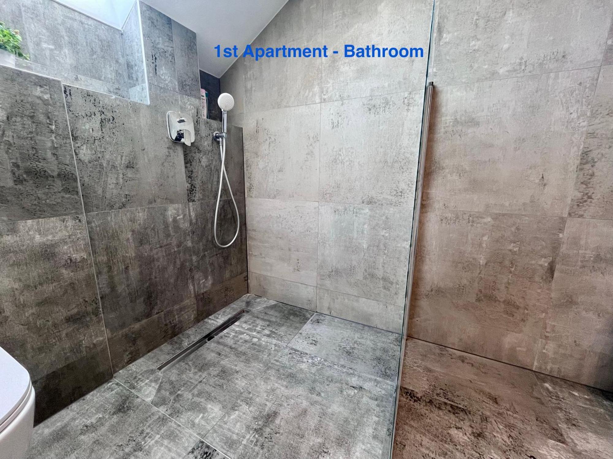 שווכאט Cozy Apartment Near Vienna Airport מראה חיצוני תמונה